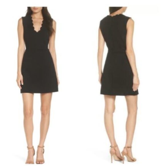 French Connection V Neck Stretch Scalloped Lula Dress NWT Size 2 $148 - Picture 1 of 7